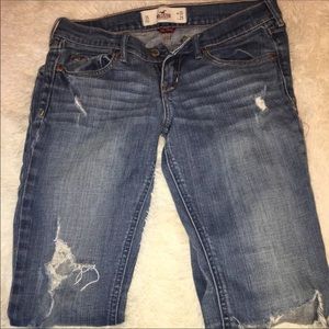 SOLD Size 3S Hollister jean